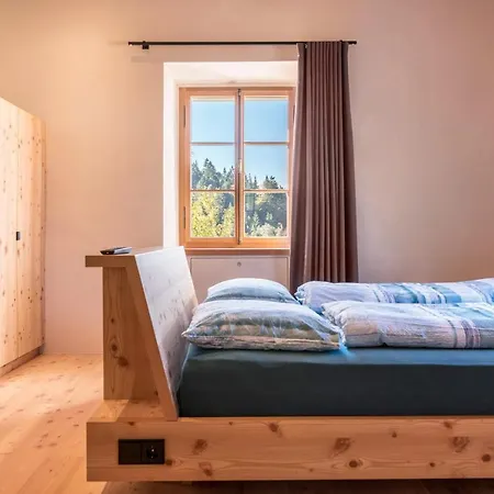 Hof Im Thal Zirbe Apartment Aldino