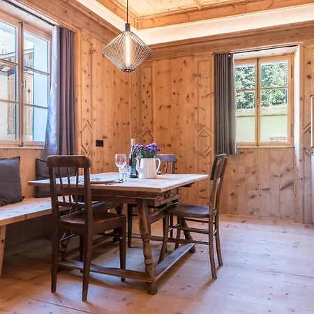 Hof Im Thal Zirbe Apartment Aldino